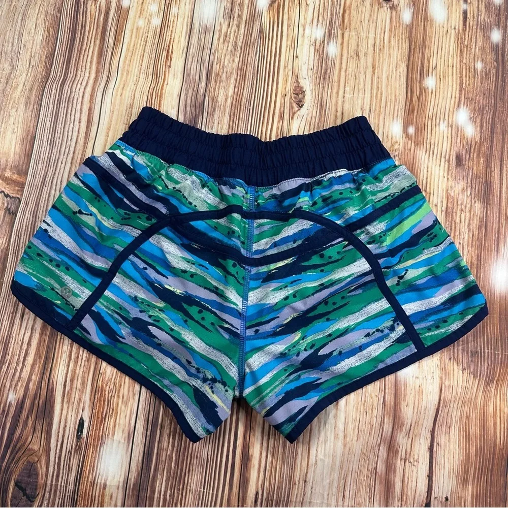 Lululemon Athletica Multicolor  Women's Shorts Size 4 / Zipper Pocket